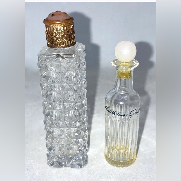Lot 9 EMPTY vintage mini glass perfume bottles Chanel no.5 Guerlaine Paris etc - Picture 6 of 6